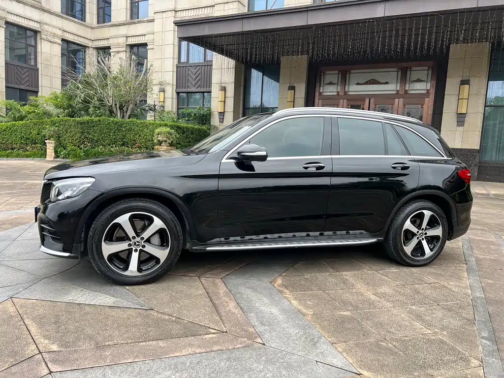 Mercedes-Benz GLC 2018 — фото 6
