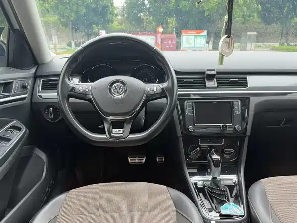 Volkswagen C-TREK Weiling 2018