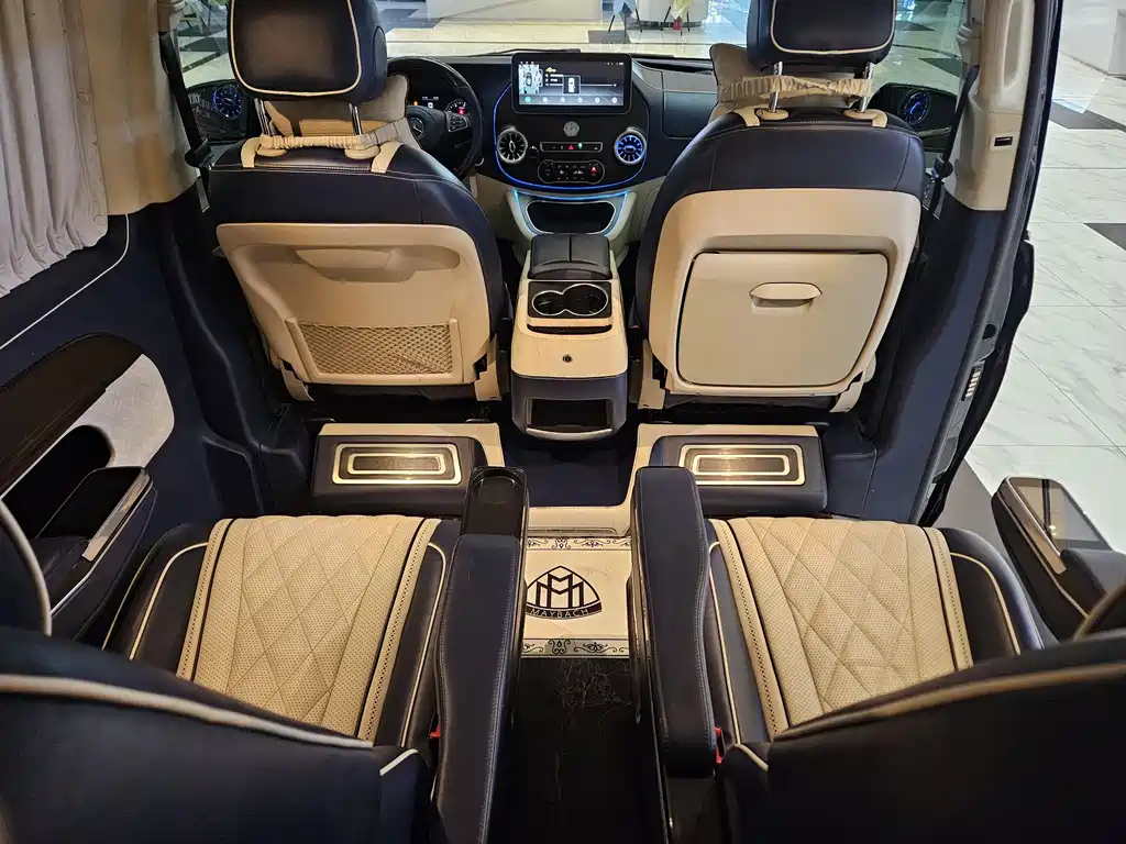 Mercedes-Benz Vito 2021 — фото 18