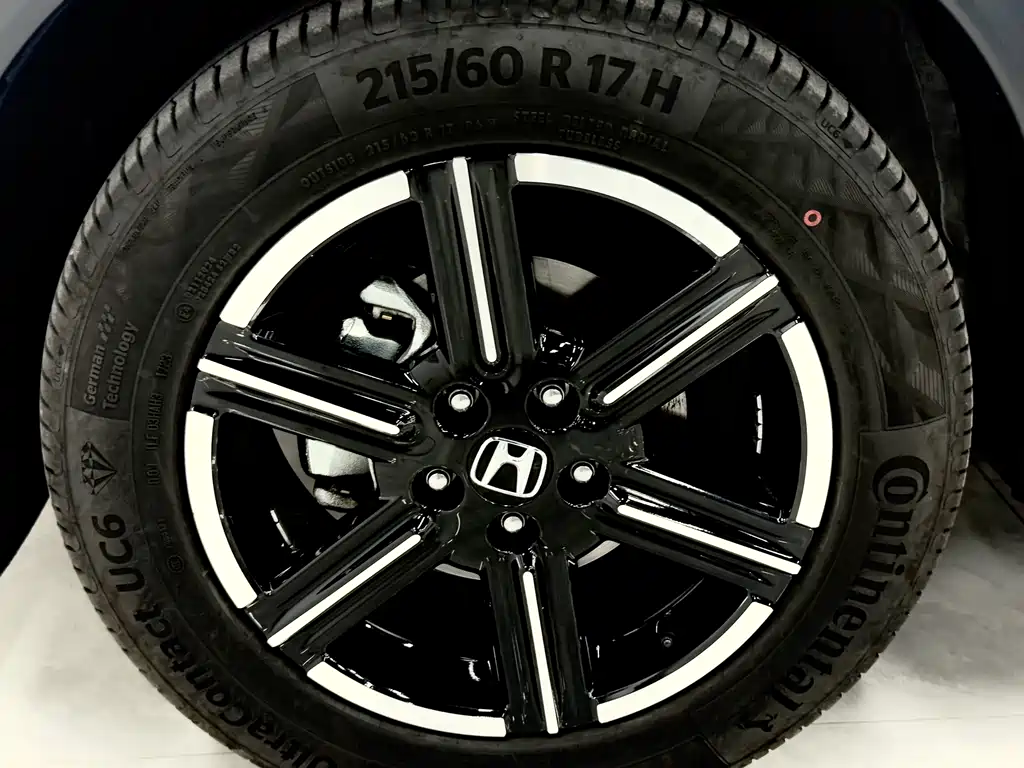 Honda Vezel 2024 — фото 7
