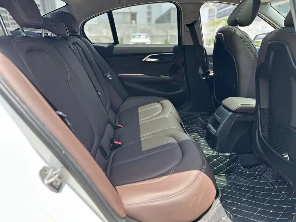 BMW 1 Series 2020