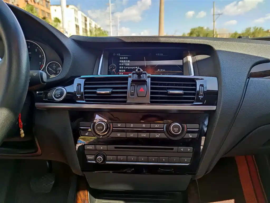 BMW X4 2015 — фото 13