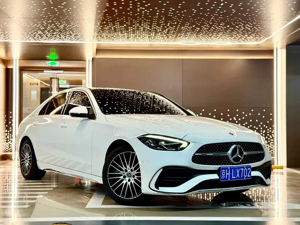 Mercedes-Benz C-Class 2021