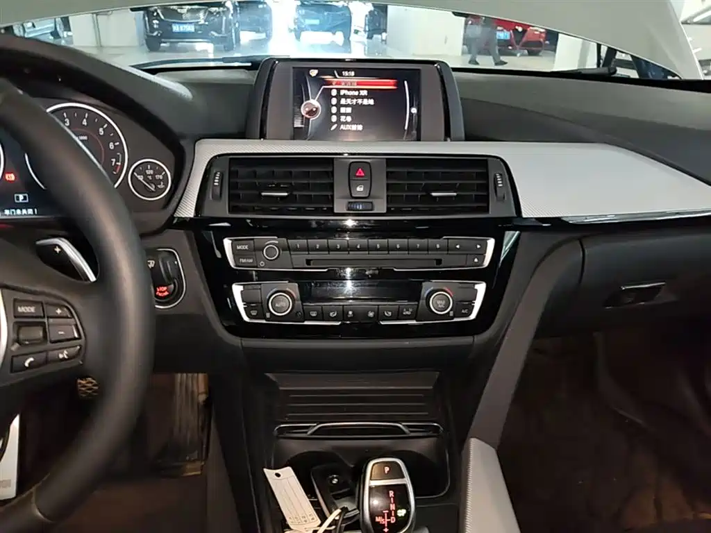 BMW 3 Series 2017 — фото 13