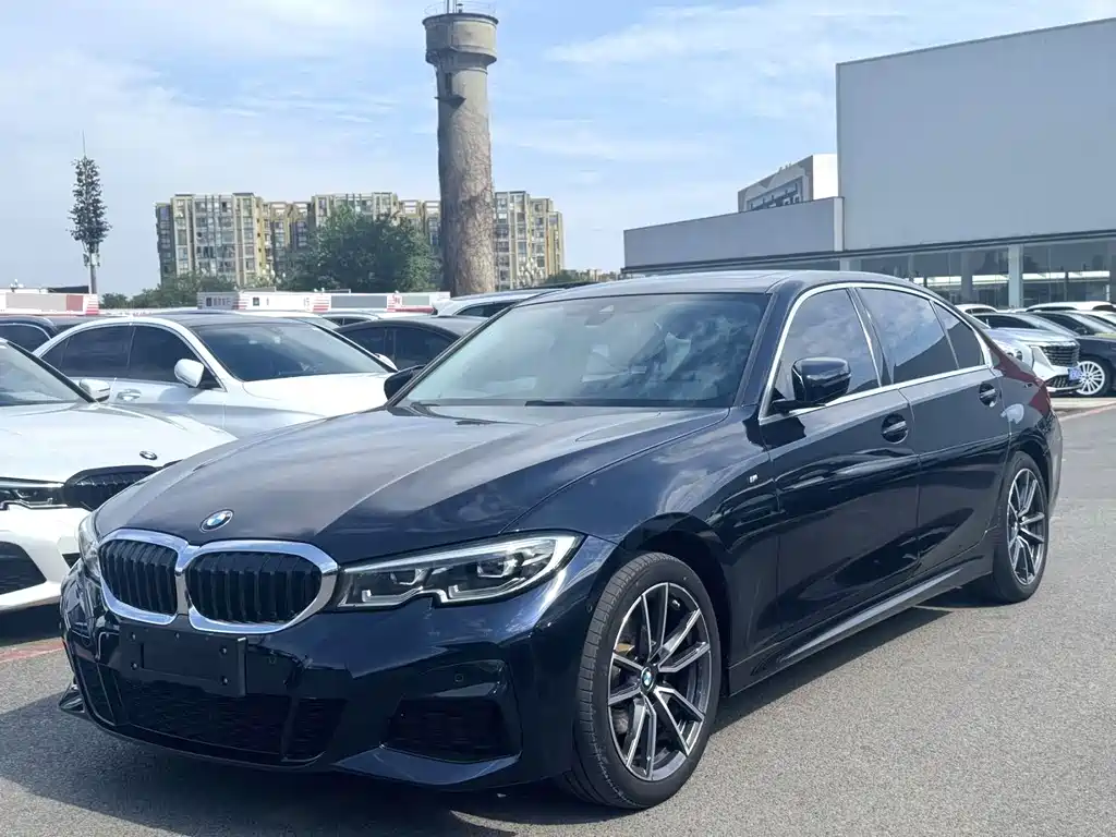 BMW 3 Series 2021