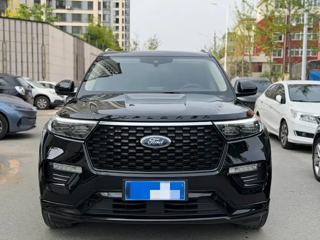 Ford Explorer 2022 — фото 2