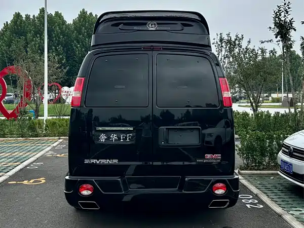 GMC SAVANA 2018