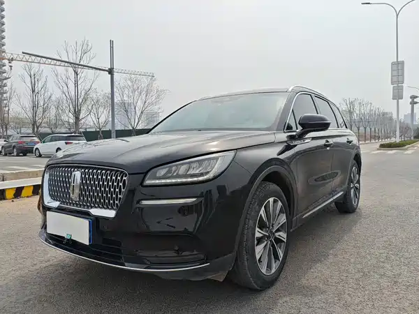 Lincoln Corsair 2021