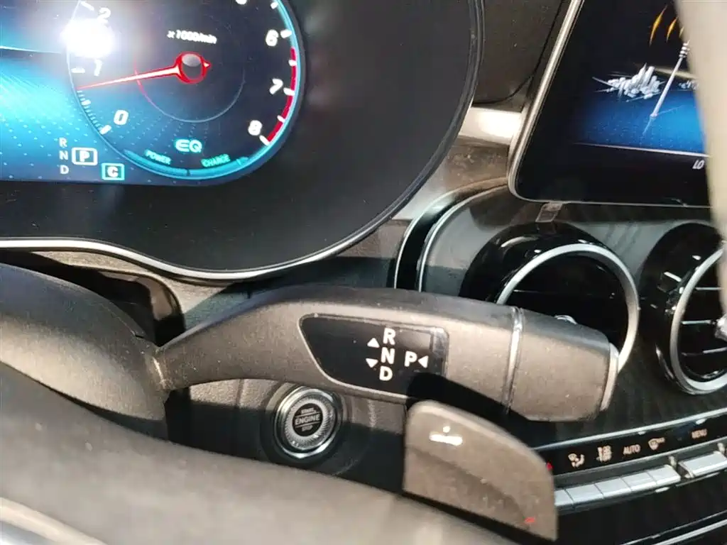 Mercedes-Benz C-Class 2019 — фото 14