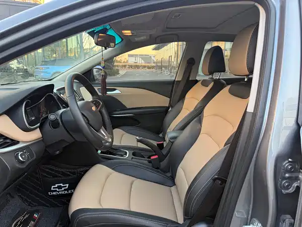 Mercedes-Benz C-Class 2020