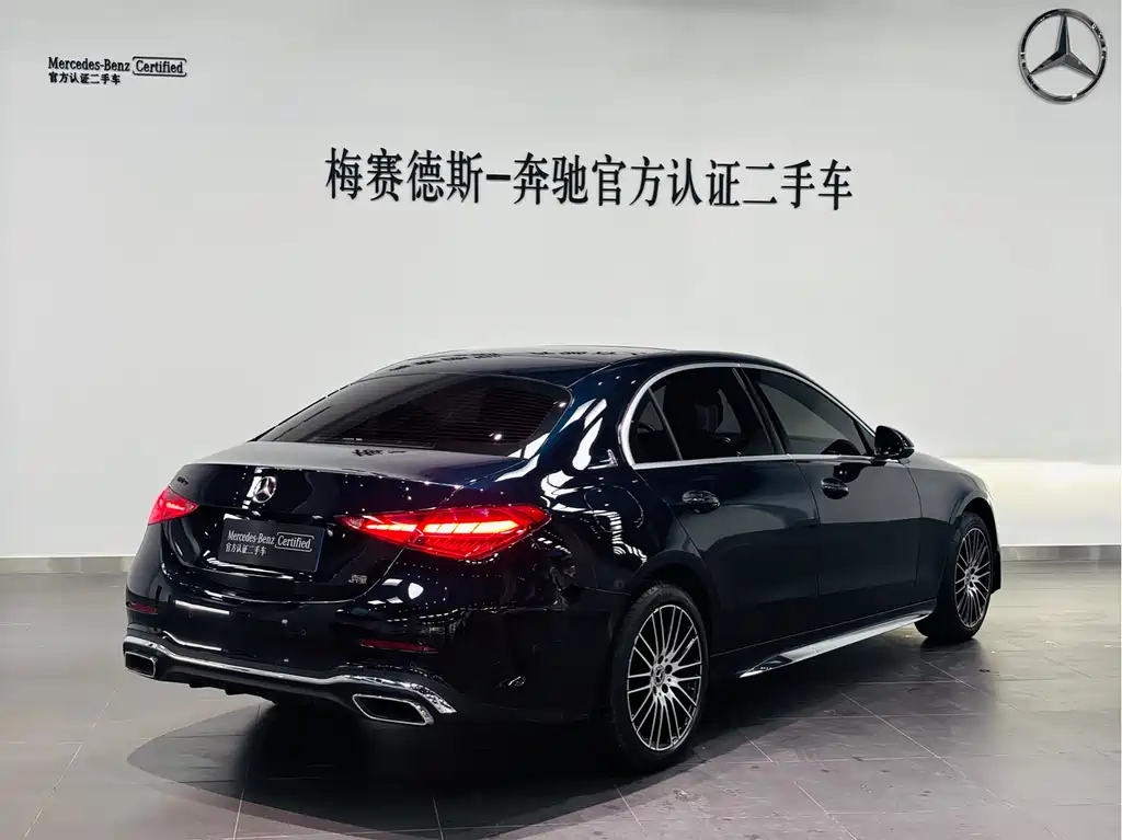 Mercedes-Benz C-Class 2024