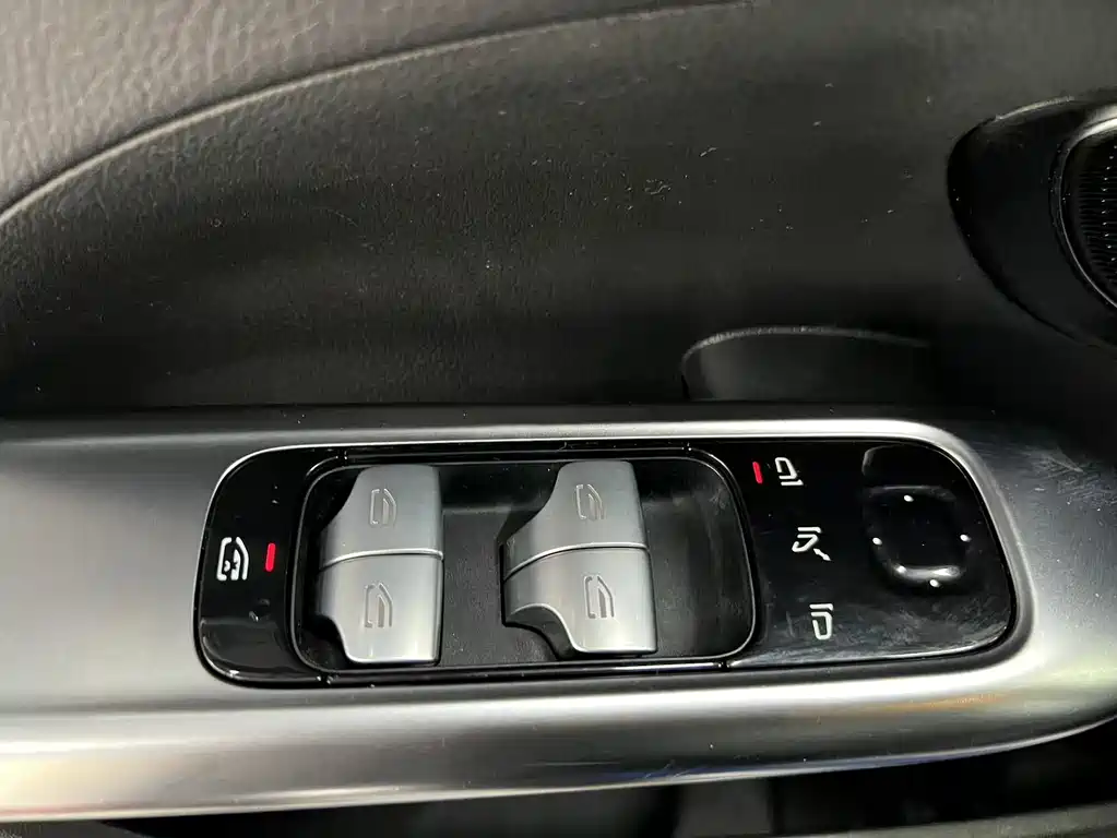 Mercedes-Benz C-Class 2021 — фото 18
