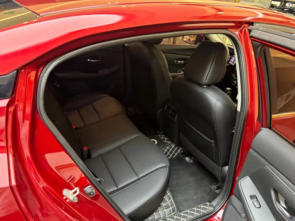 Nissan Sylphy 2019 — фото 17