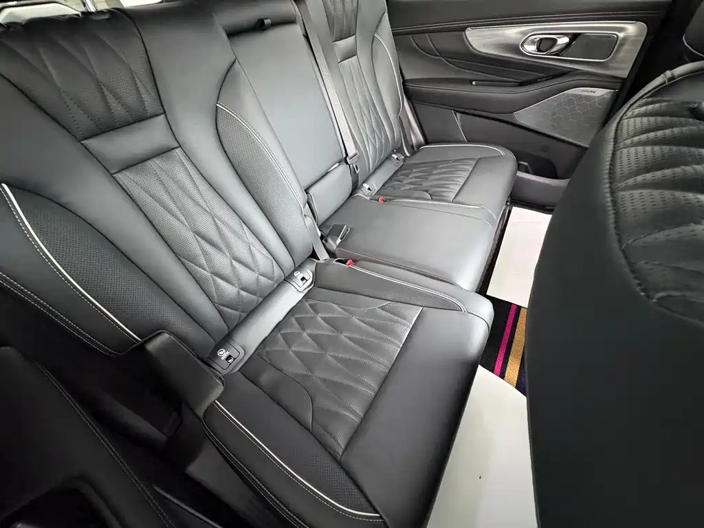 GAC Trumpchi GS8 2023 — фото 11