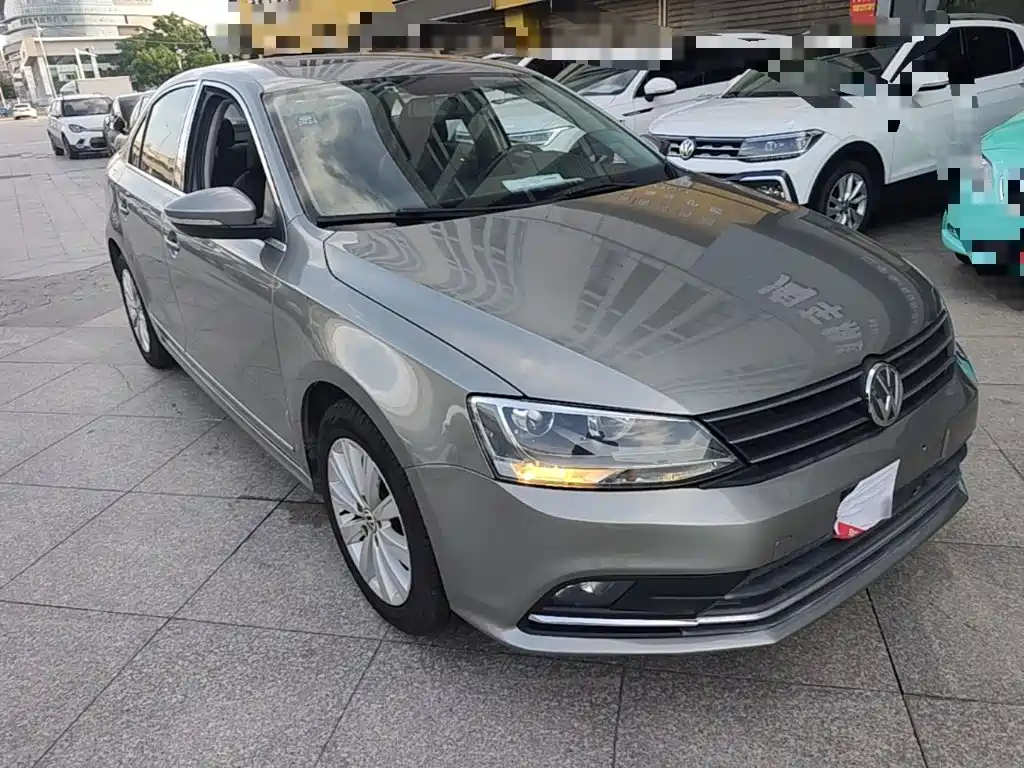 Volkswagen Sagitar 2016