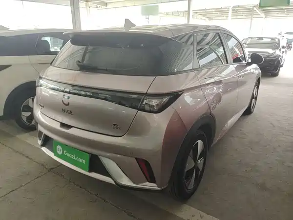 BYD Dolphin 2024