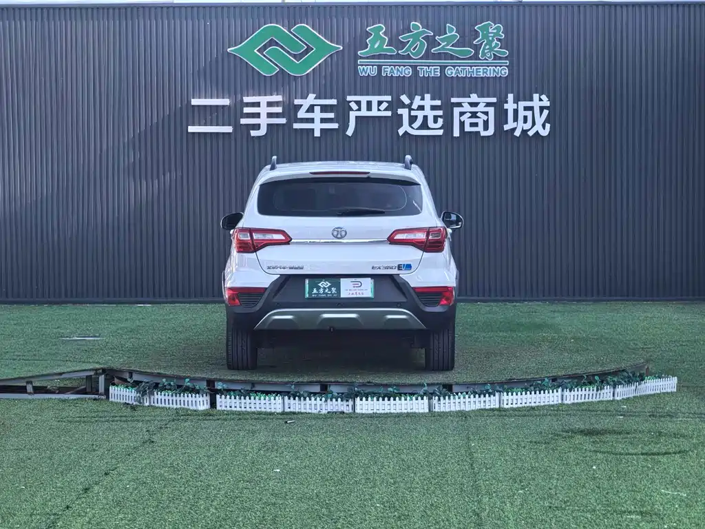 BAIC New Energy EX 2018 — фото 17