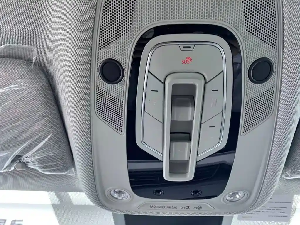 Audi e-tron 2026 — фото 24