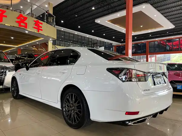 Lexus GS 2018