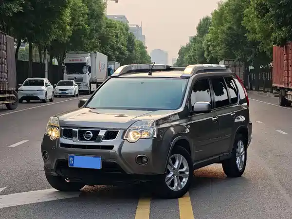 Nissan X-Trail 2012