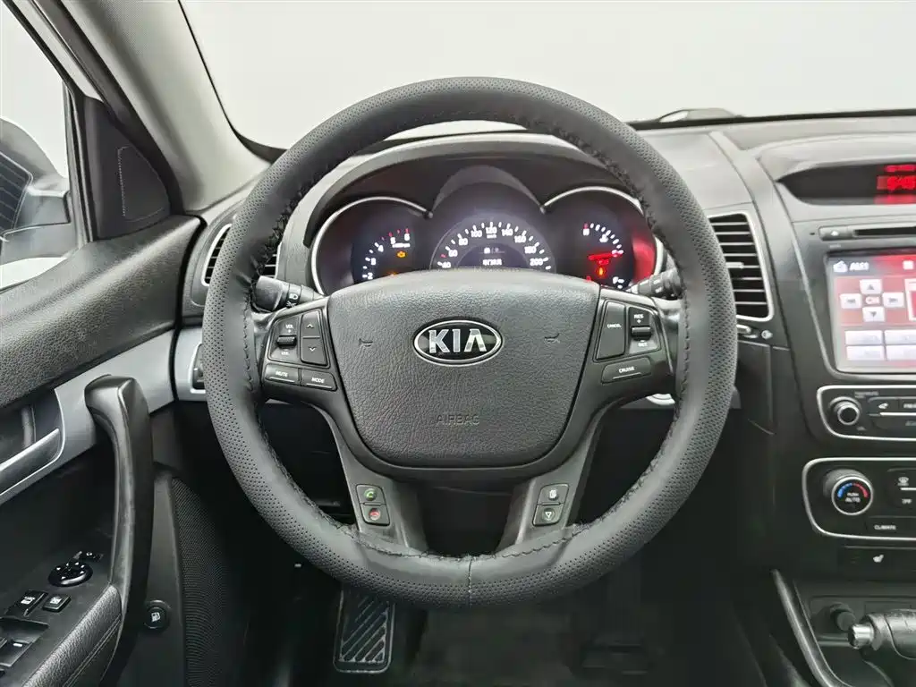 Kia Sorento 2014 — фото 11