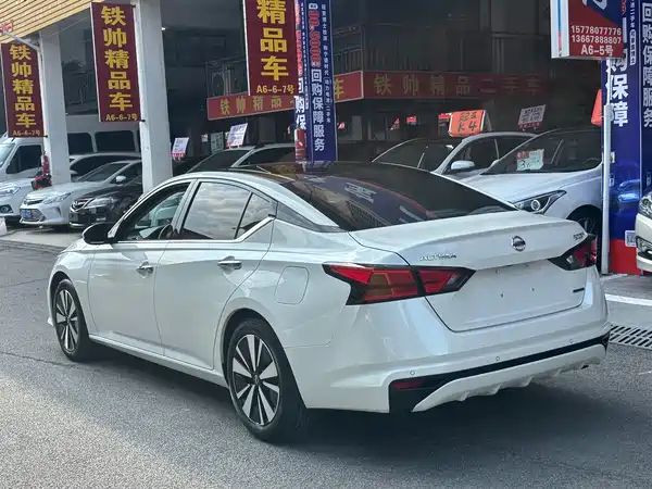 Nissan Teana 2021