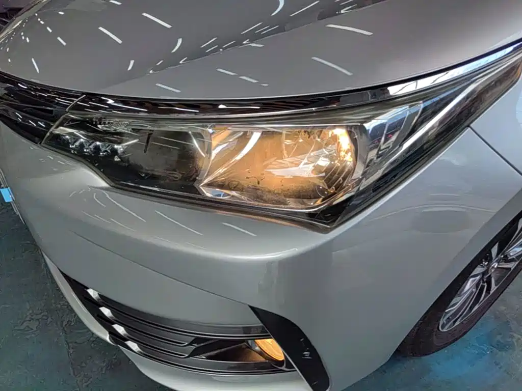 Toyota Corolla 2017 — фото 24