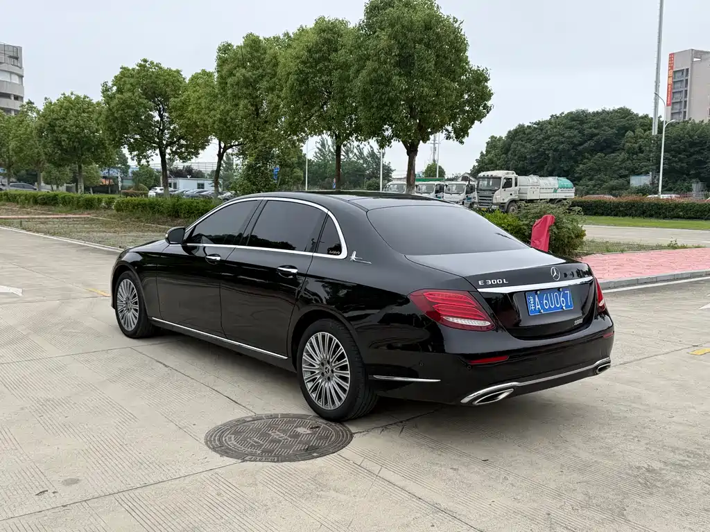 Mercedes-Benz E-Class 2019 — фото 5