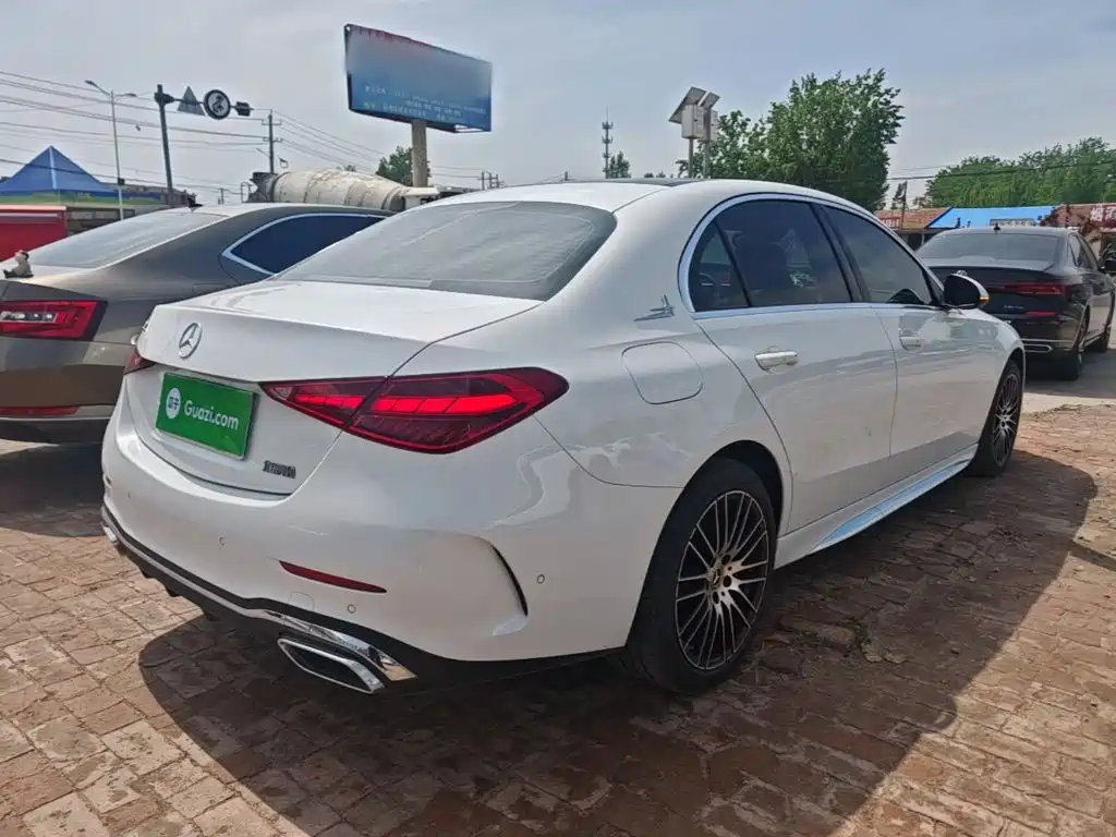 Mercedes-Benz C-Class 2023