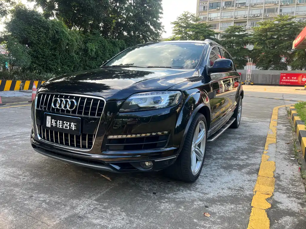 Audi Q7 2011