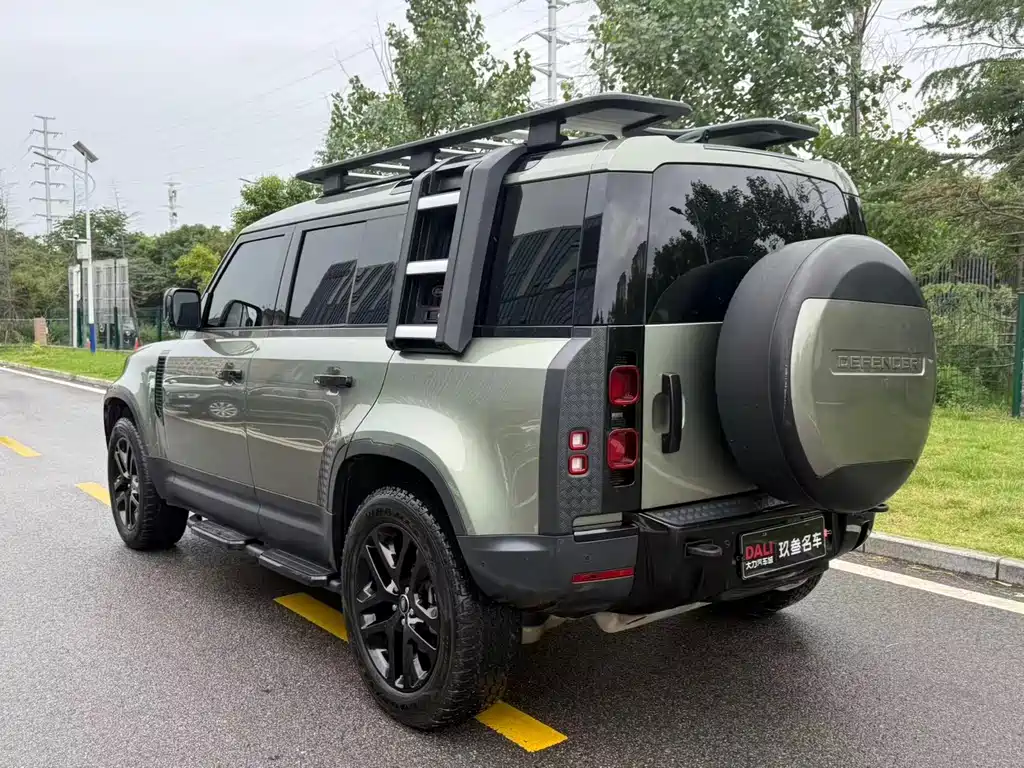 Land Rover Defender 2021 — фото 4