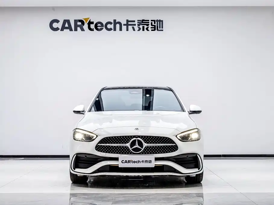 Mercedes-Benz C-Class 2023 — фото 2