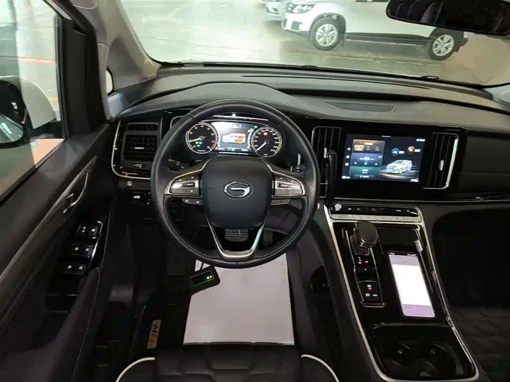 GAC Motor Trumpchi M8 2023 — фото 11