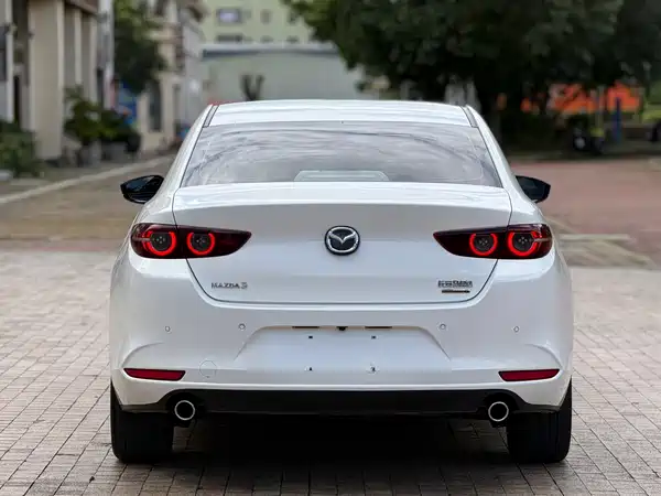 Mazda 3 Axela 2023