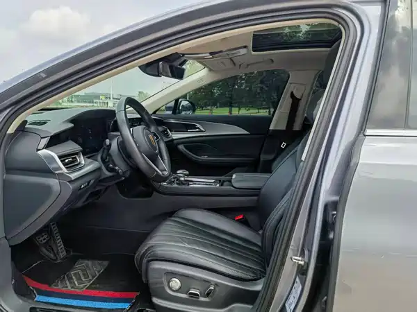 Hongqi H5 2023
