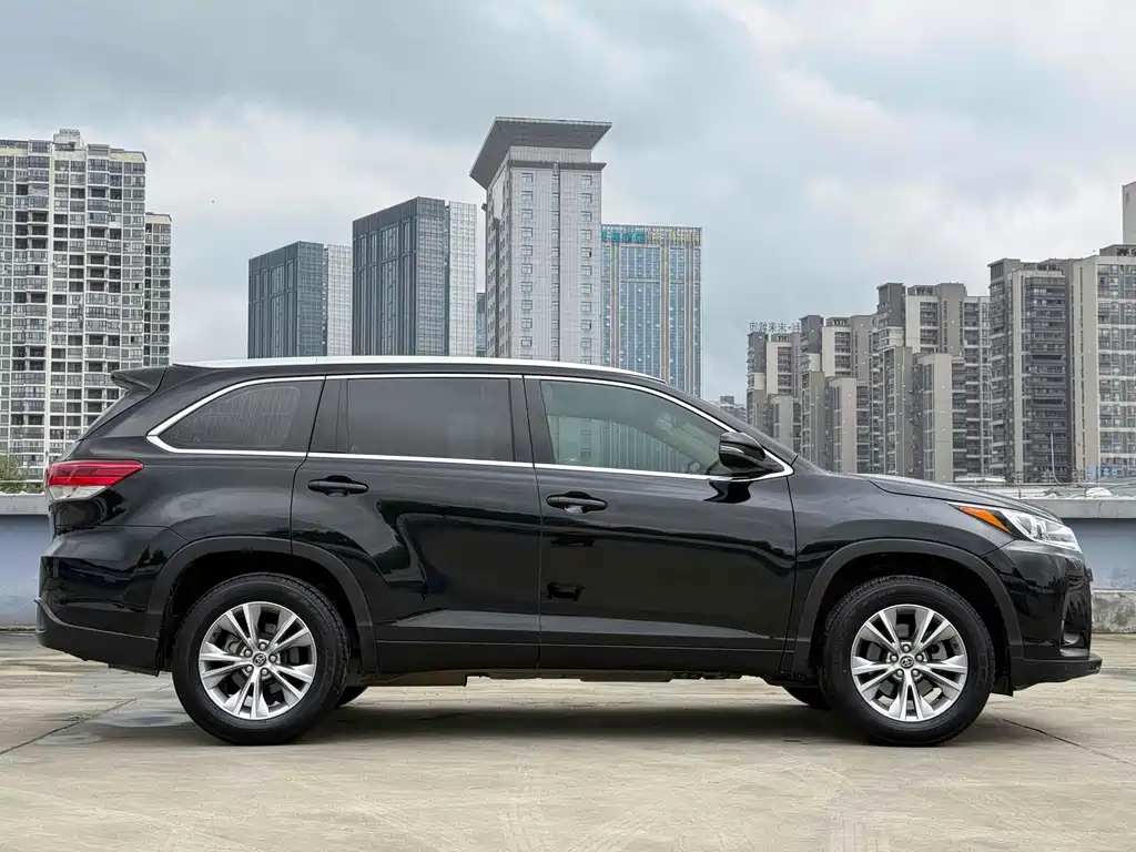 Toyota Highlander 2019 — фото 14