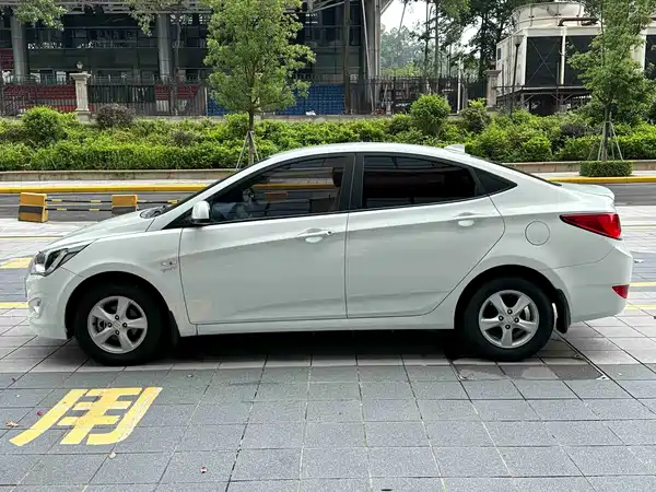 Hyundai Accent 2017