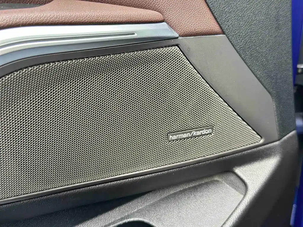 BMW 3 Series 2020 — фото 18