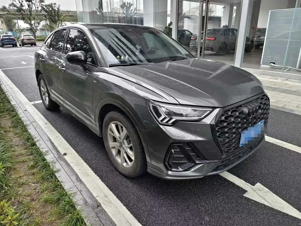 Audi Q3 Sportback 2026 — фото 3