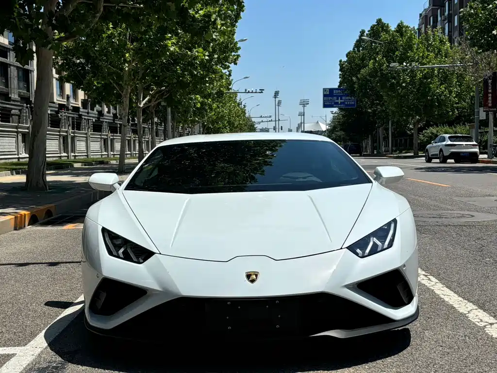 Lamborghini Huracán 2021 — фото 2