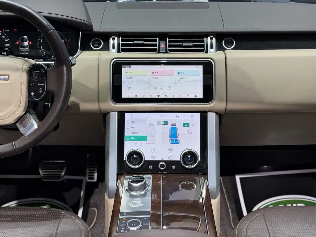 Land Rover Range Rover 2022 — фото 18