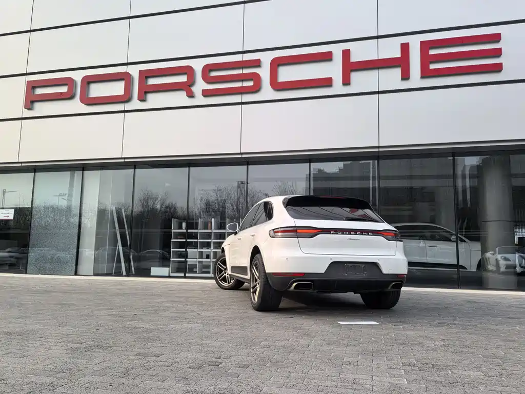 Porsche Macan 2019 — фото 3