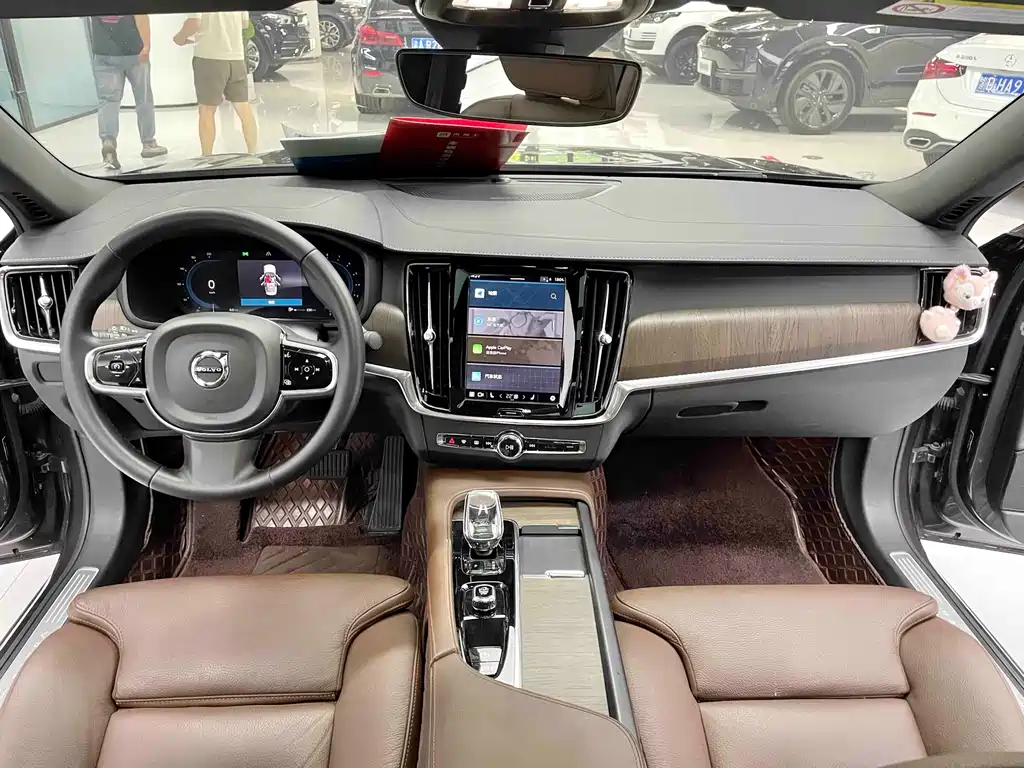 Volvo S90 2022 — фото 13