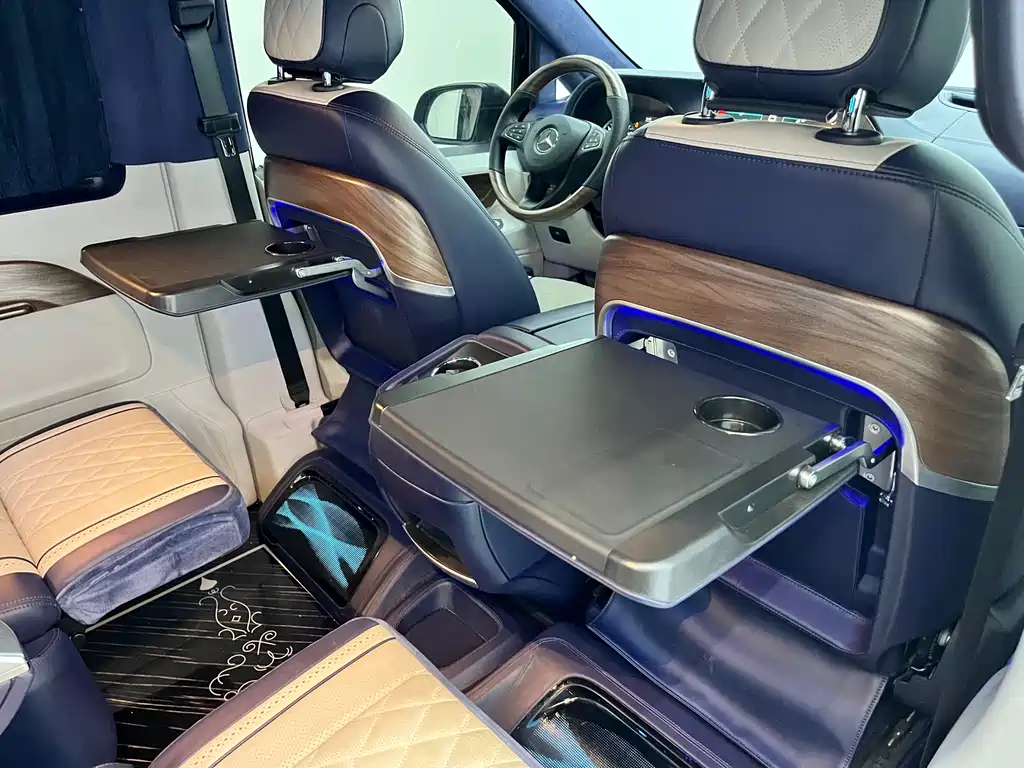 Mercedes-Benz Vito 2022 — фото 12