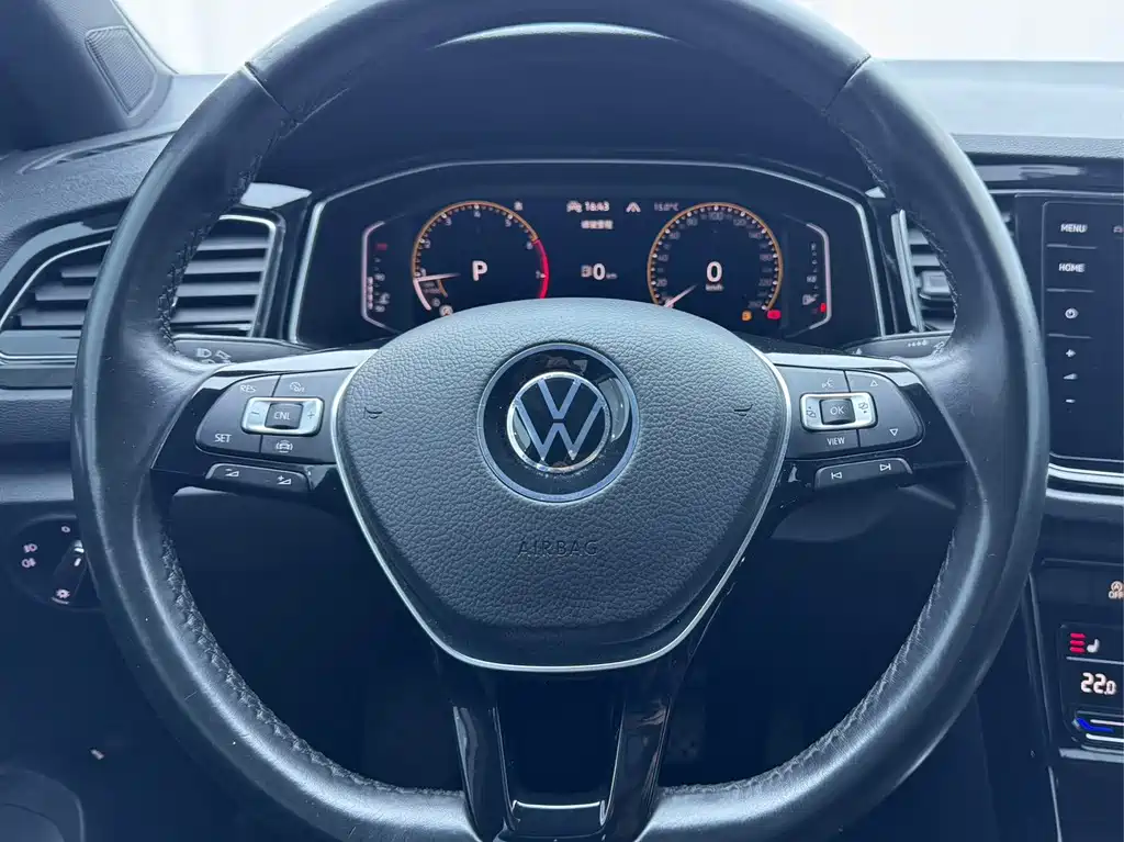 Volkswagen T-Roc 2022 — фото 14