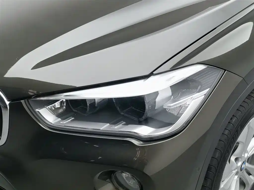 BMW X1 2016 — фото 7