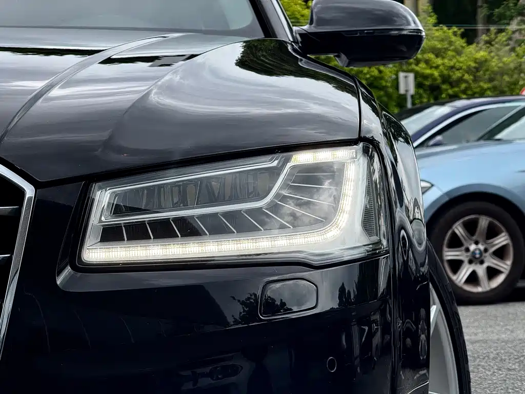 Audi A8 2016