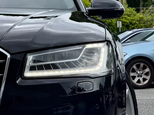 Audi A8 2016