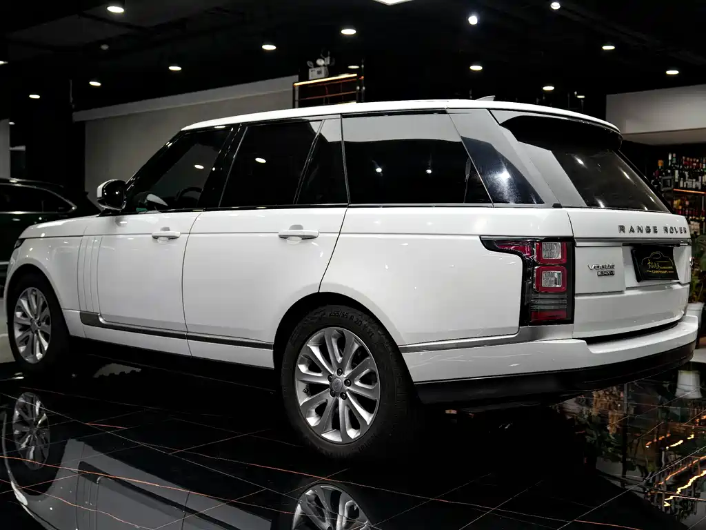 Land Rover Range Rover 2017 — фото 33