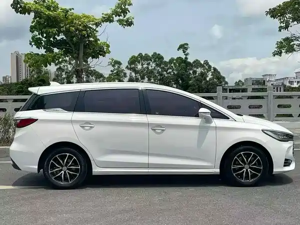 BYD Song MAX 2018